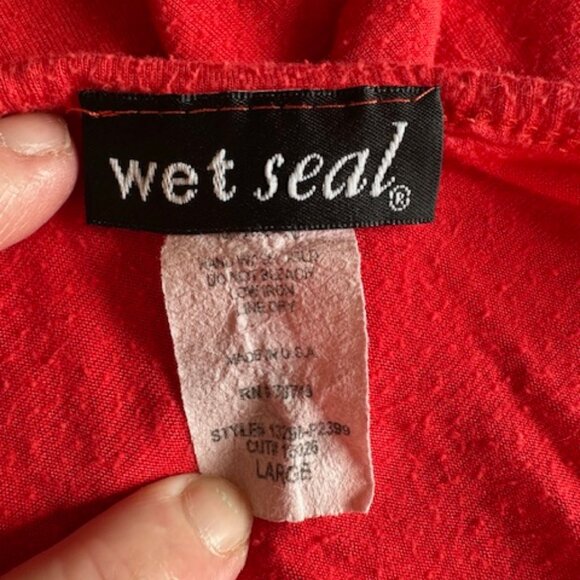 Wet Seal Red Floral Top  8640 - Picture 8 of 9